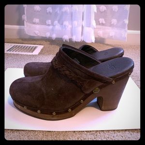Ugg brown clogs